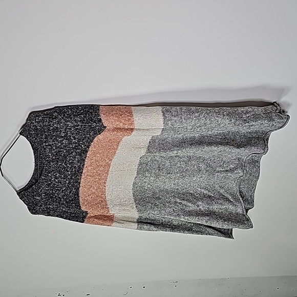 Dc jeans XL gray and pink striped sweater - Picture 2 of 6